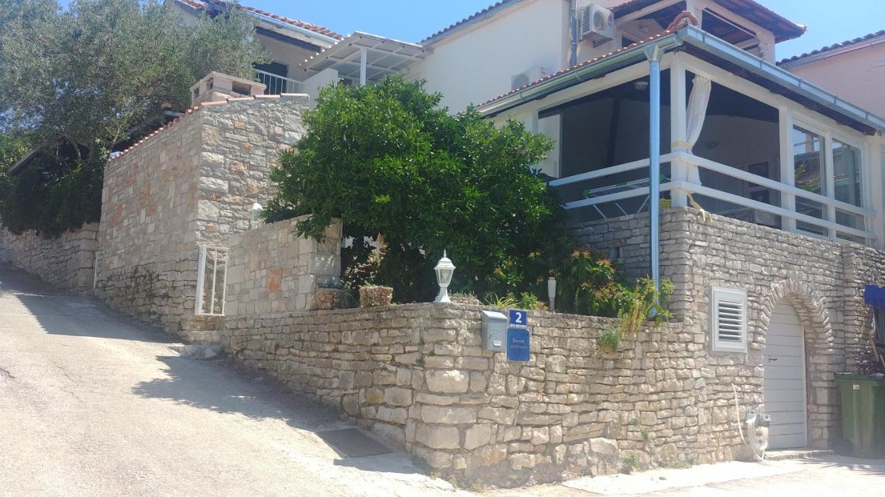 Apartments Marija Bajto Nečujam 外观 照片