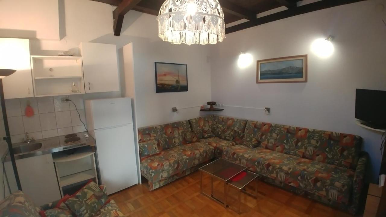 Apartments Marija Bajto Nečujam 外观 照片