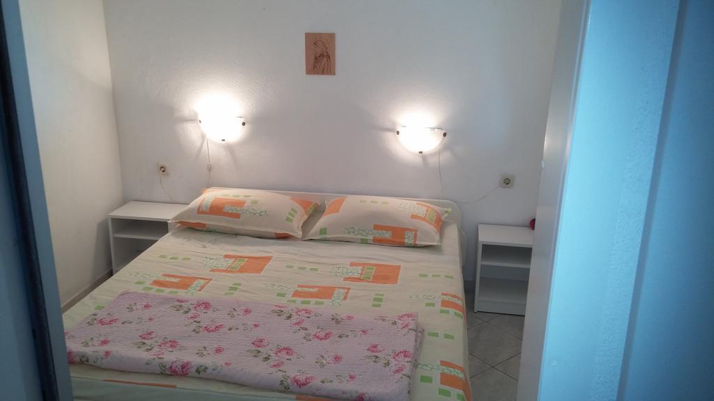 Apartments Marija Bajto Nečujam 客房 照片