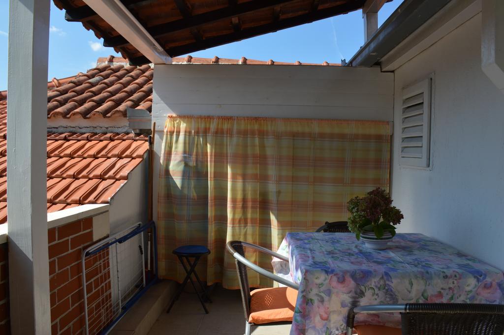 Apartments Marija Bajto Nečujam 外观 照片