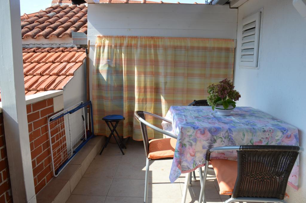 Apartments Marija Bajto Nečujam 外观 照片